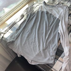 juniors size L (12-14) avia workout top